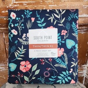 South Point Floral Twin Sheet Set - Navy and Pink